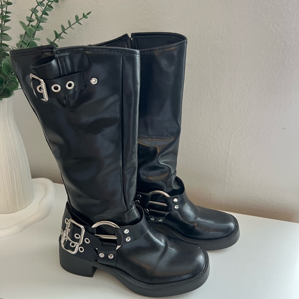 Black Leather Knee-High Boots